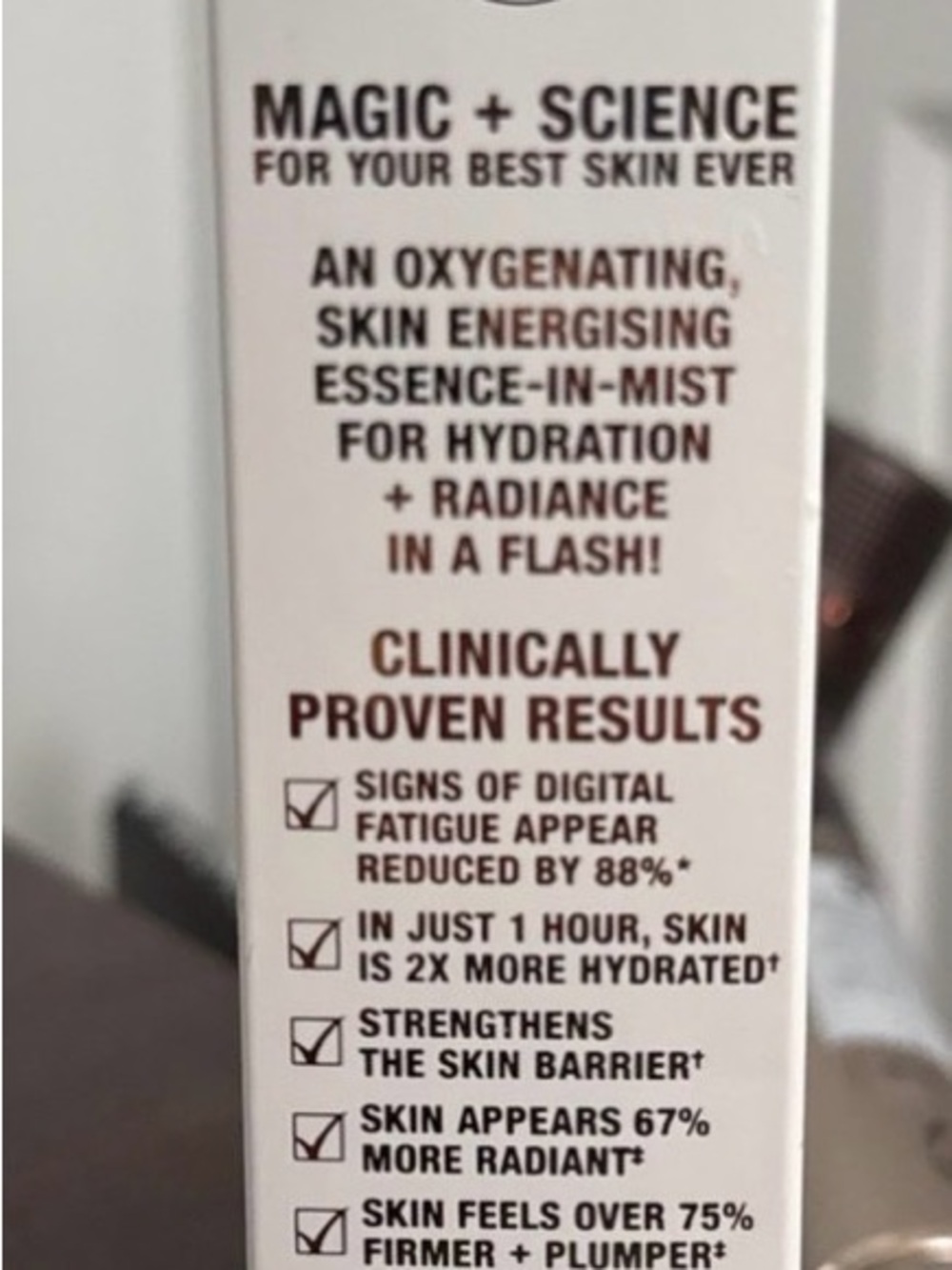 Charlotte Tilbury Rescue Essence Facial Hydration - White and Light Blue - Picture 4 of 10